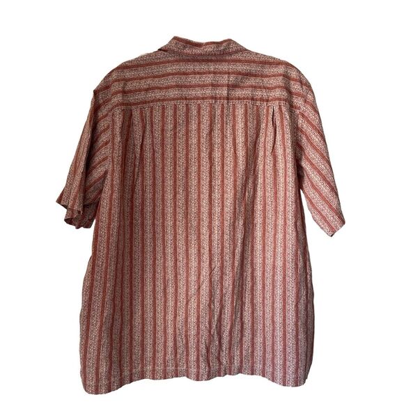 L.L. Bean Printed Red White Tan Short Sleeve Button Up Shirt Size Large 100% Cot - Picture 3 of 6